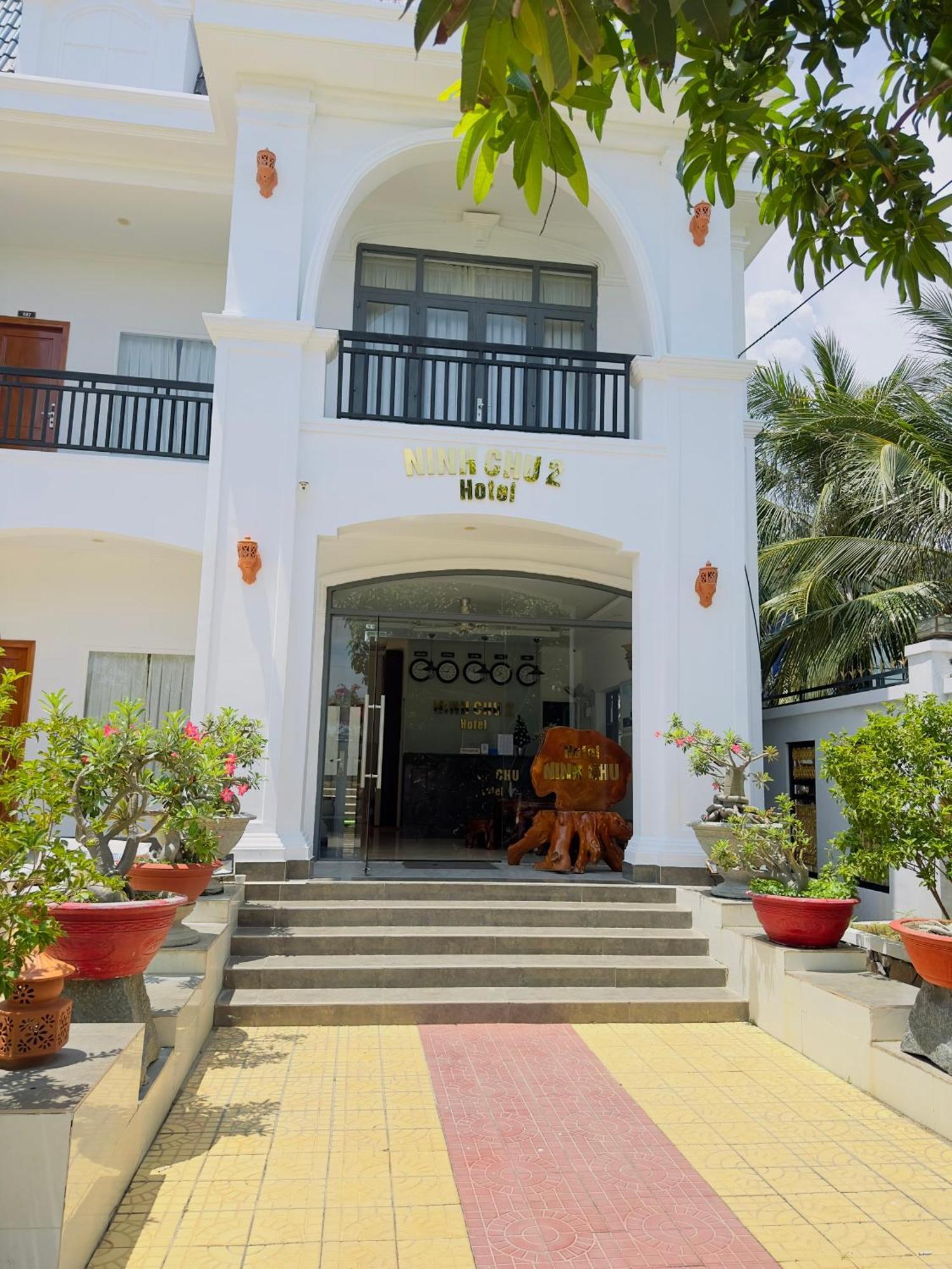 Ninh Chu 2 Hotel 2*
